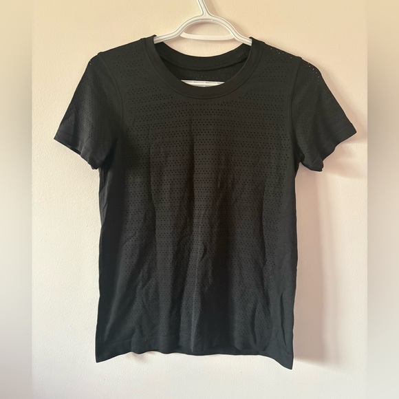 Lululemon Breeze By Short Sleeve *Squad Size 2 - Picture 2 of 6